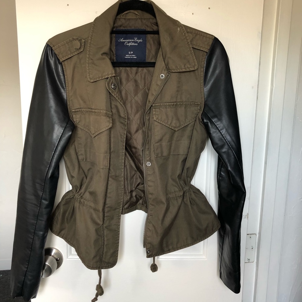 Light Fall/Spring Utility Jacket! - image 1